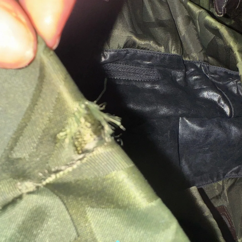 Salvatore Feragamo Logo tote bag - Picture 13 of 13